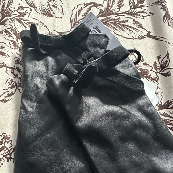 Kate Spade Black Leather Gloves - Picture 2 of 6